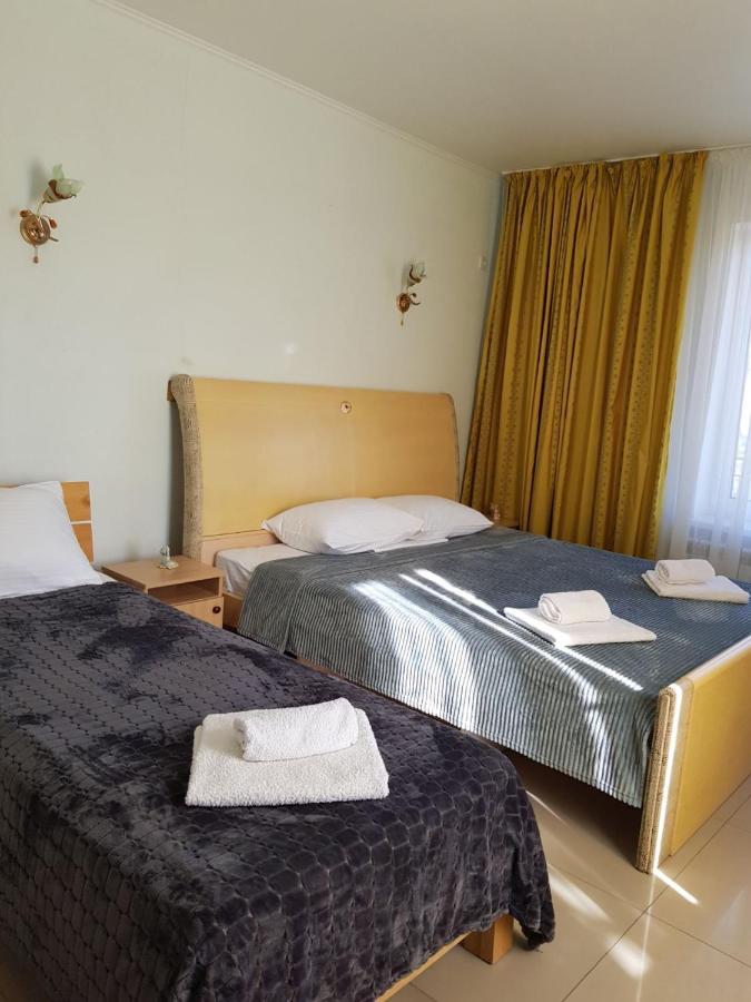Hotel Барокко à Bilhorod-Dnistrovsʼkyy Extérieur photo